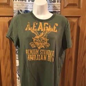 💚 3/$25 American Eagle Outfitters mens size S green T-shirt yellow lettering